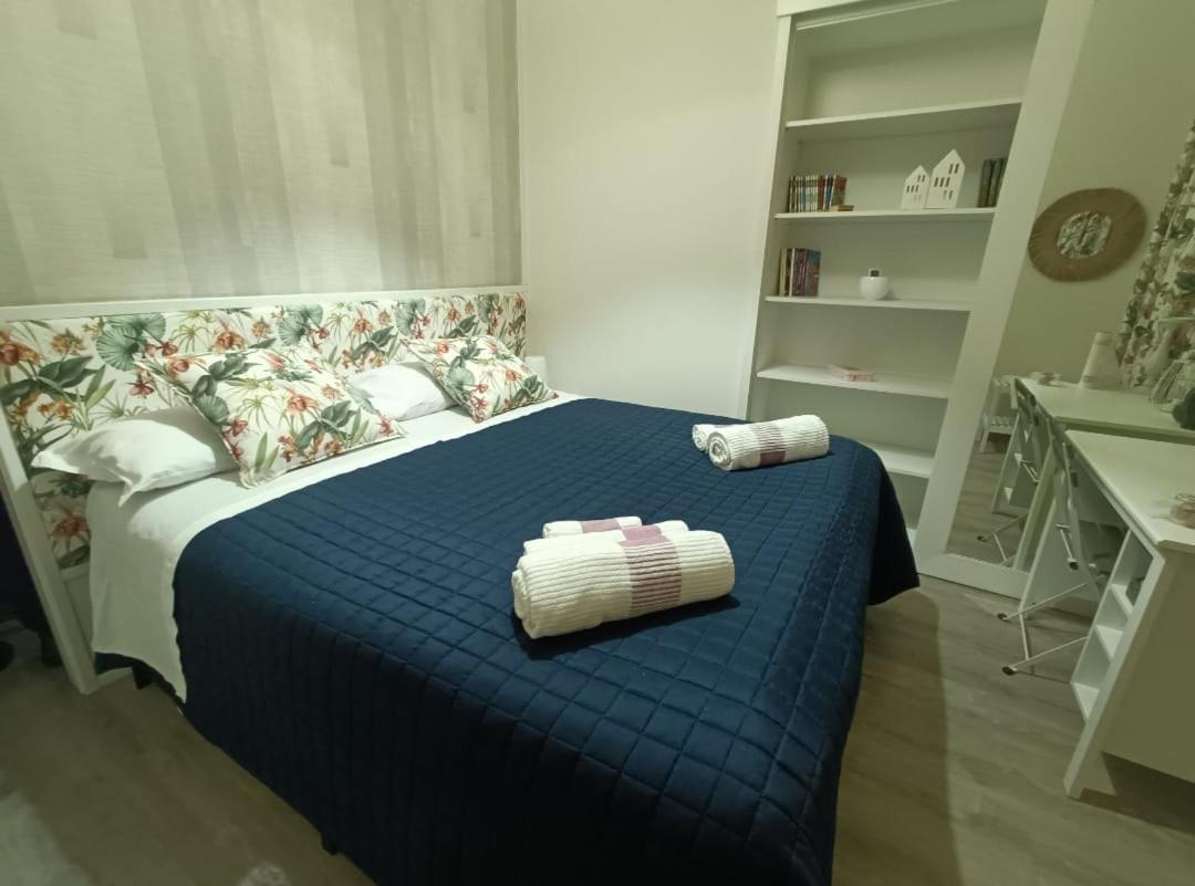 Domusmadre Apartment Naples Luaran gambar